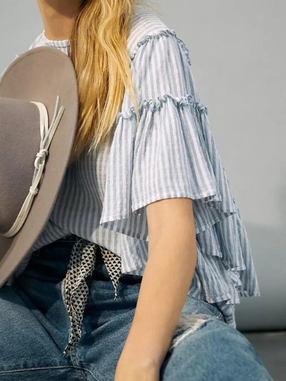 Pilcro - Sybil Ruffle Sleeve Top - Picture 4 of 8